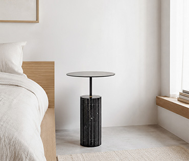 Column side table marquina xl round